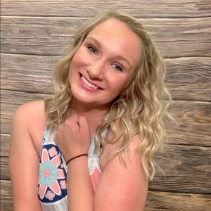 Meet your Posher, Sherry